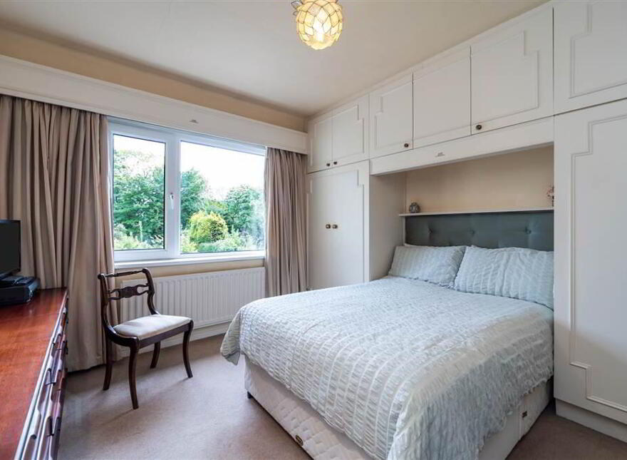 35 Kingsway Park, Belfast, BT5 7EW