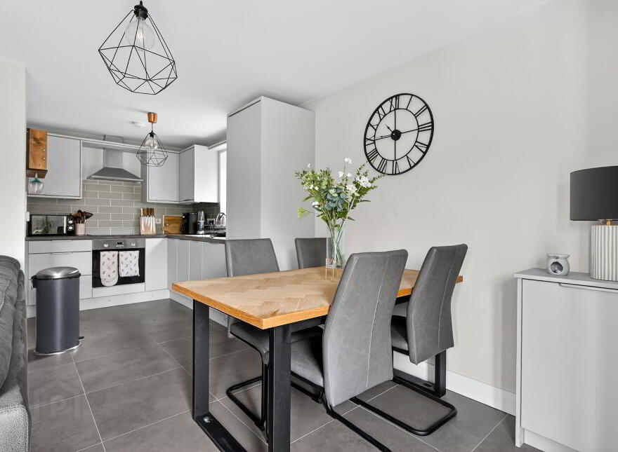 Apt 6, 1 Utility Street, Belfast, BT12 5JS