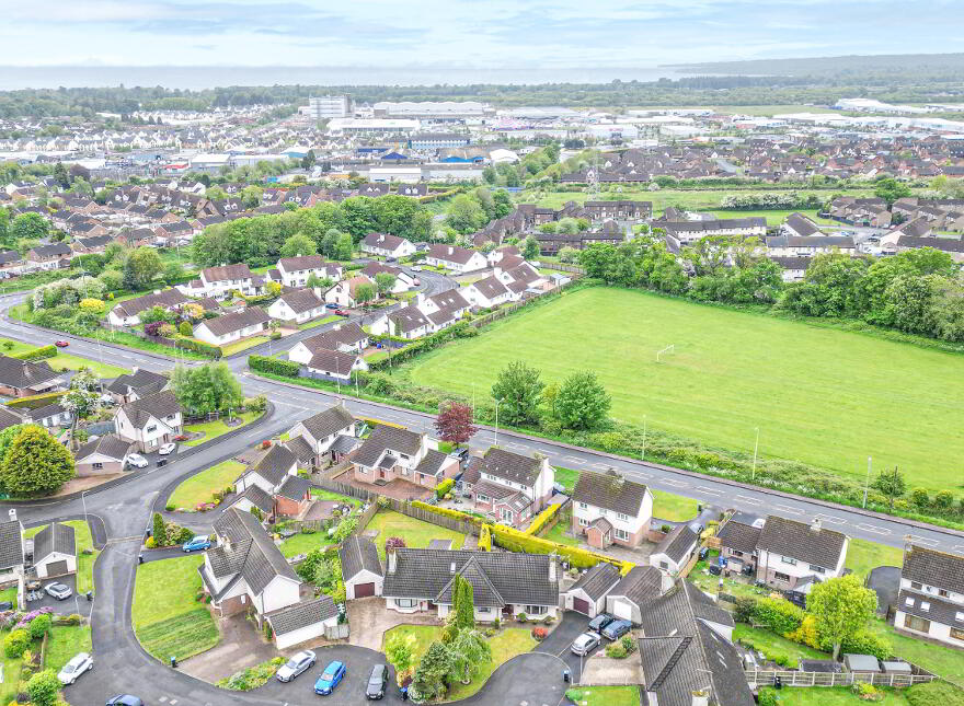 75 Kintyre, Antrim, BT41 2AW