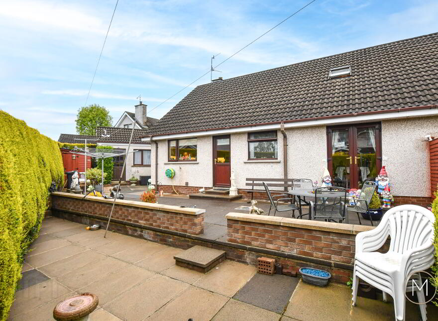 75 Kintyre, Antrim, BT41 2AW