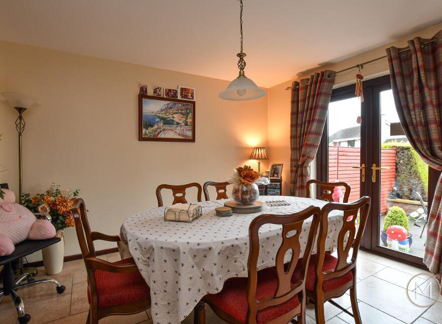 75 Kintyre, Antrim, BT41 2AW