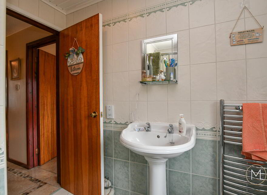 75 Kintyre, Antrim, BT41 2AW