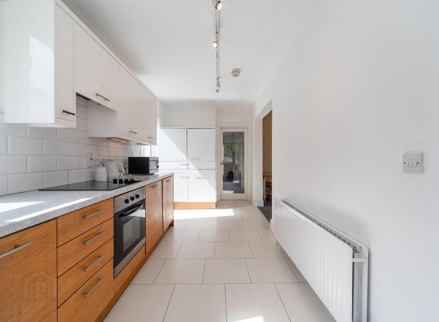 38 Locksley Park, Belfast, BT10 0AR