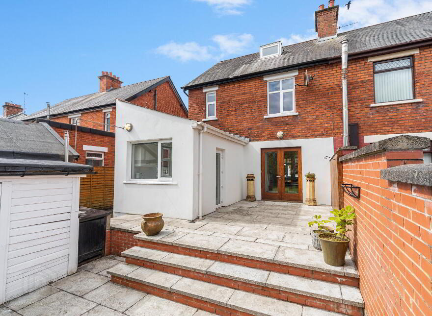 38 Locksley Park, Belfast, BT10 0AR