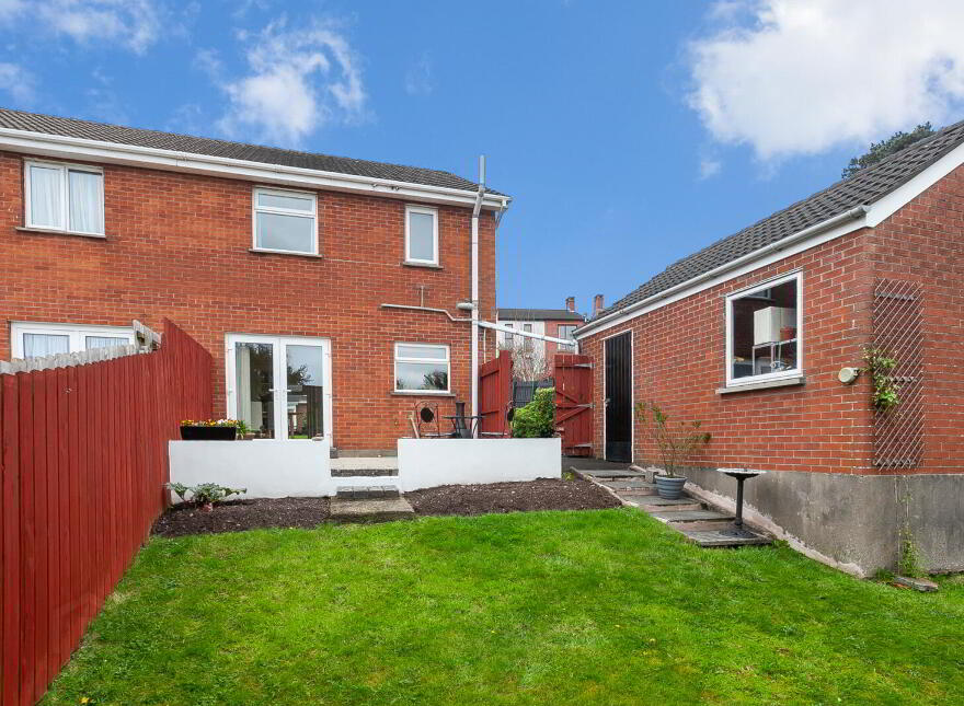 90 Cedar Grove, Holywood, BT18 9QB