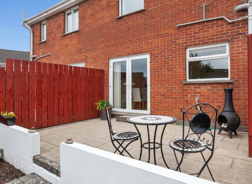 90 Cedar Grove, Holywood, BT18 9QB