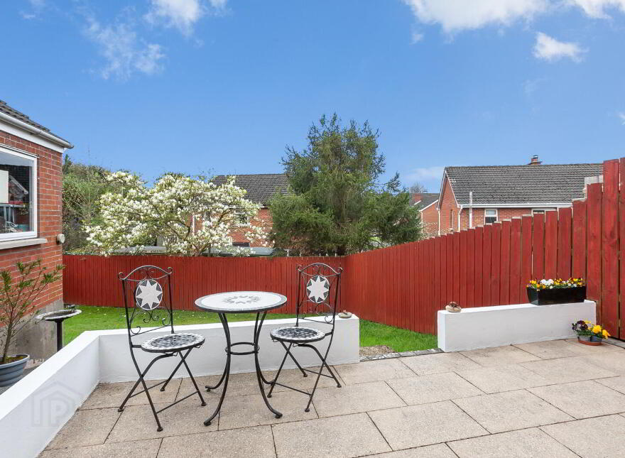 90 Cedar Grove, Holywood, BT18 9QB