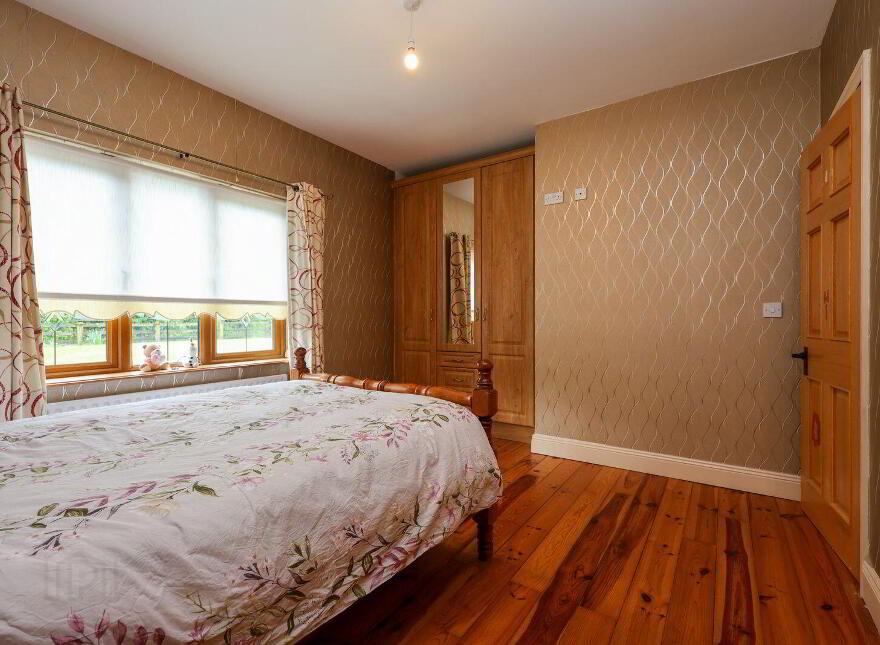 Gortloney, Oldcastle, A82ER84