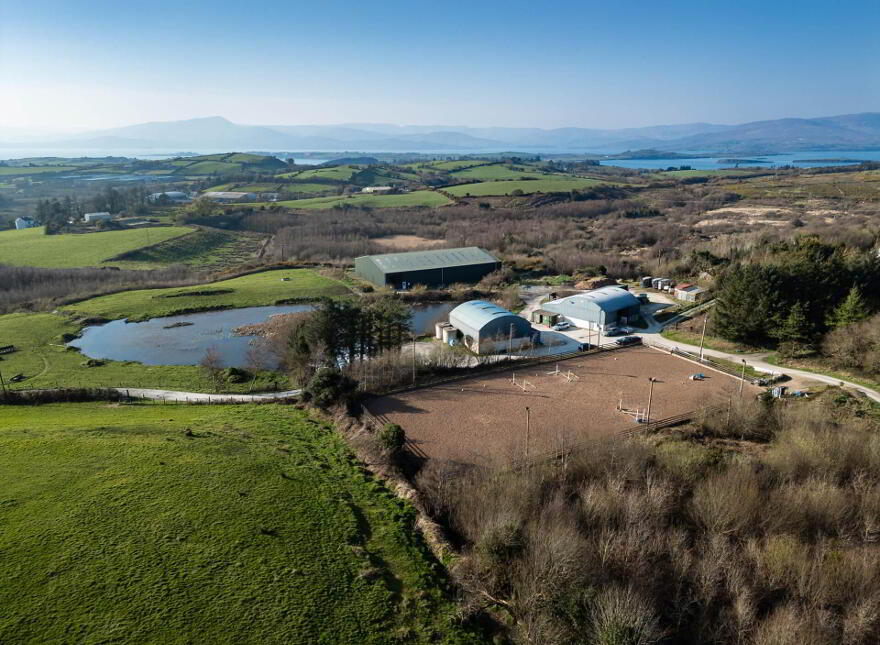 Hollyhill, Bantry, P75H019