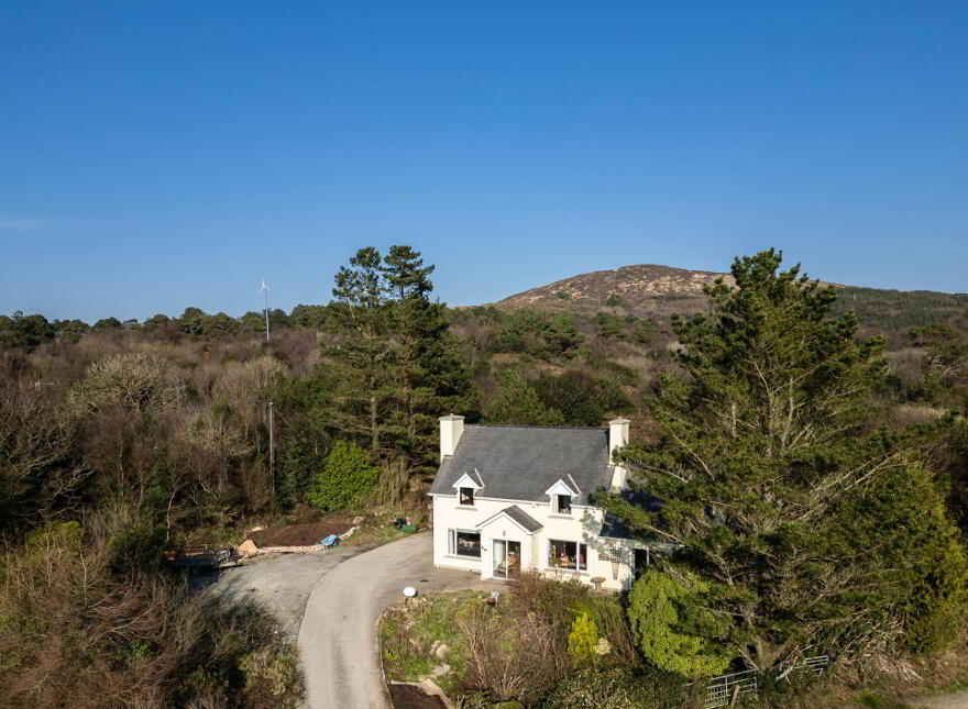 Hollyhill, Bantry, P75H019