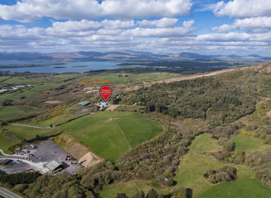 Hollyhill, Bantry, P75H019