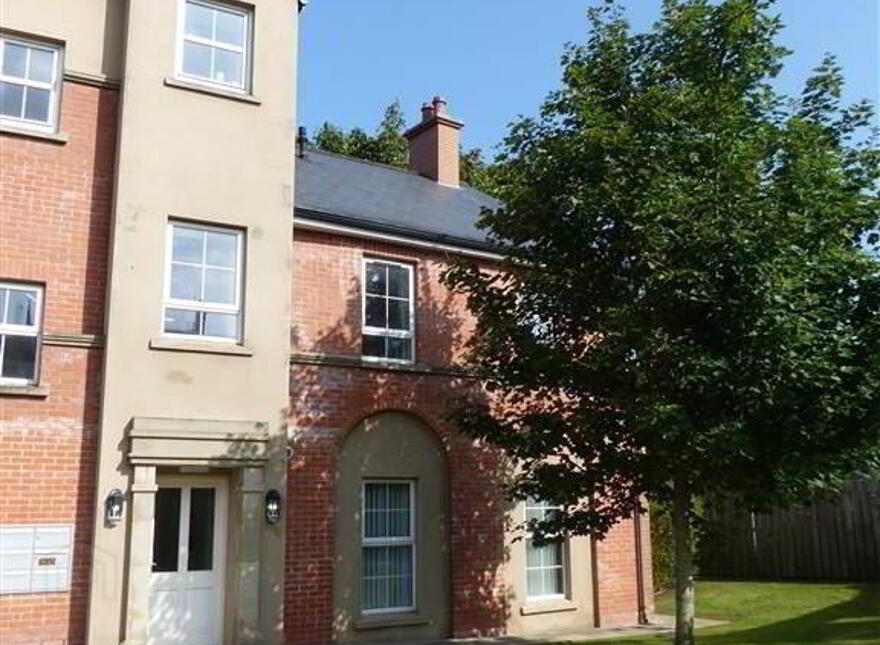 79 Milfort Mews, Dunmurry, Belfast, BT17 9JE
