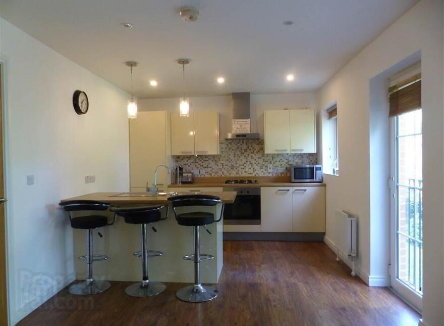 79 Milfort Mews, Dunmurry, Belfast, BT17 9JE