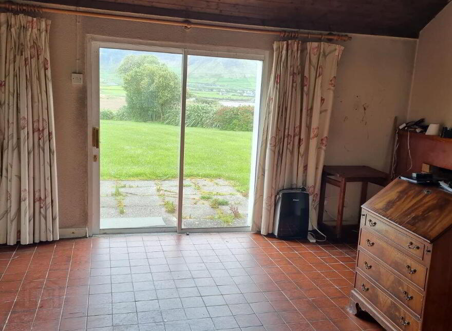 20 Dun An Oir, Ballyferriter, Dingle, V92F2N2