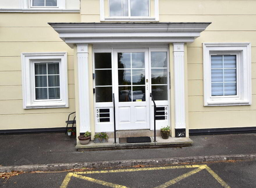 4 Glenmore Place, Lambeg, Lisburn, BT27 4QT