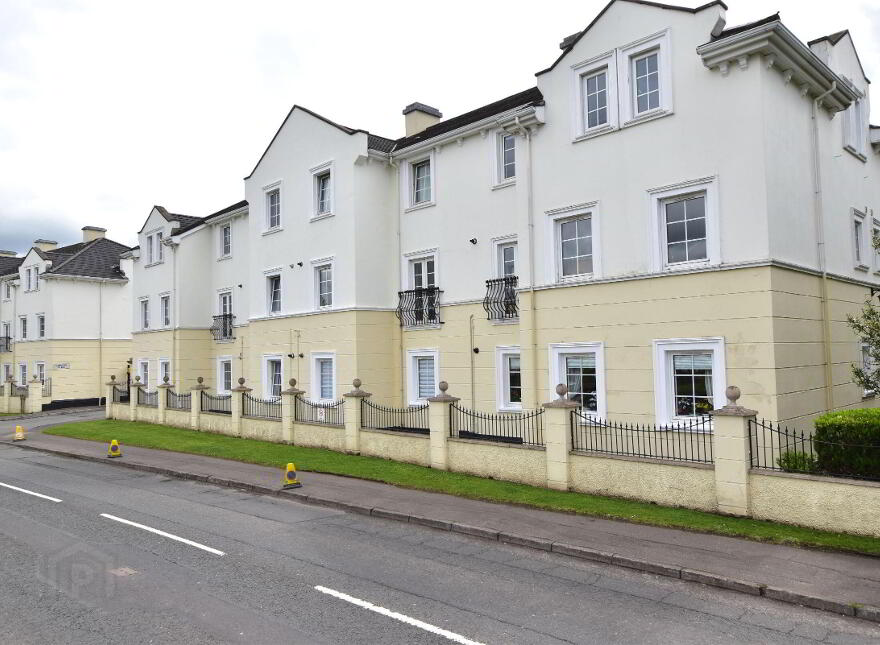 4 Glenmore Place, Lambeg, Lisburn, BT27 4QT
