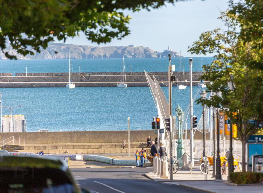 Apt 11, Anglesea, Crofton Road, Dún Laoghaire, Dun Laoghaire, A96XW7W