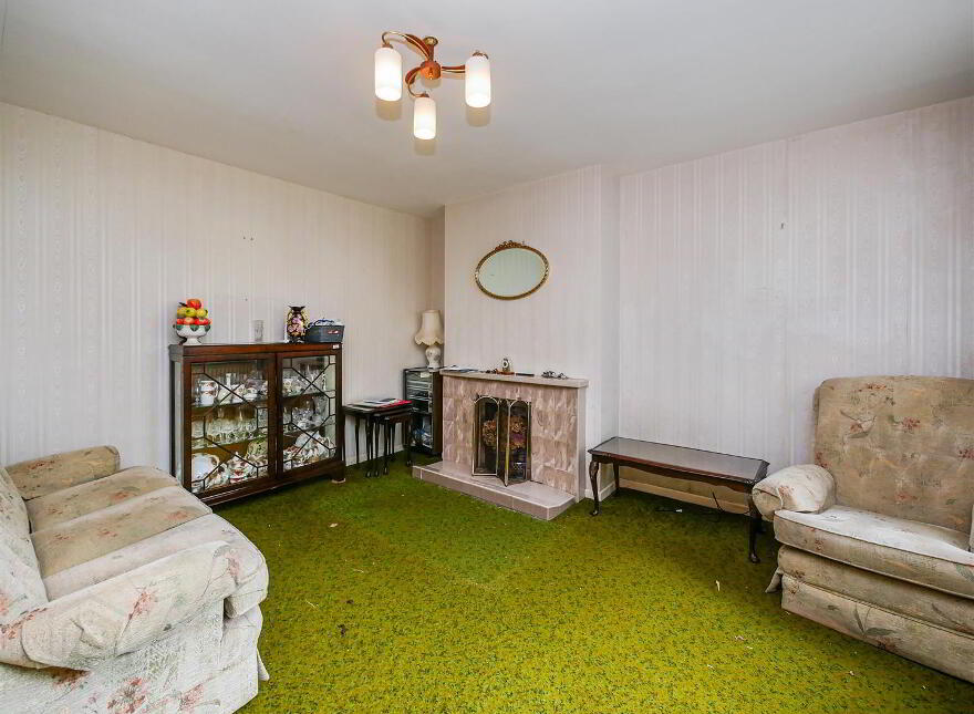 20 Ivanhoe Avenue, Saintfield Road, Carryduff, Belfast, BT8 8BN