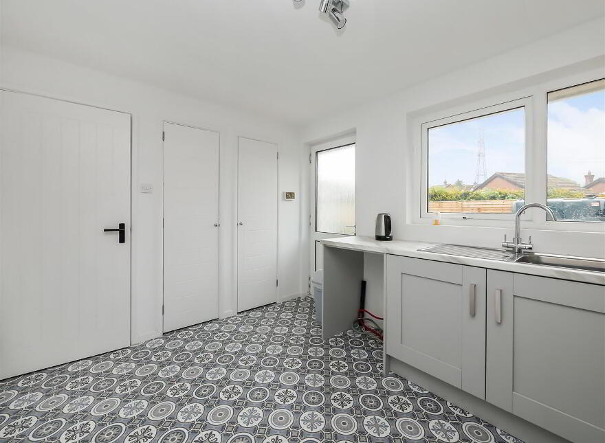 10 Windermere Road, Ballymaconaghy Road, Belfast, BT8 6QY
