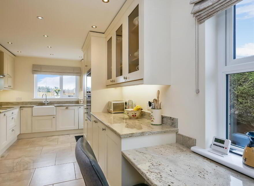 12 Ballylenaghan Road, Saintfield Road, Belfast, BT8 6WU