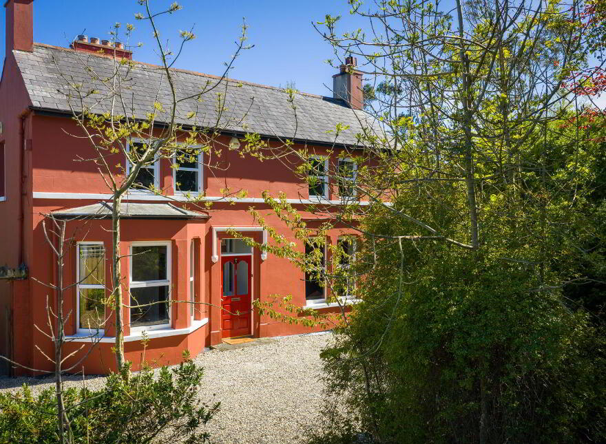 Ringreagh, 8 Craigdarragh Road, Helens Bay, BT19 1UA