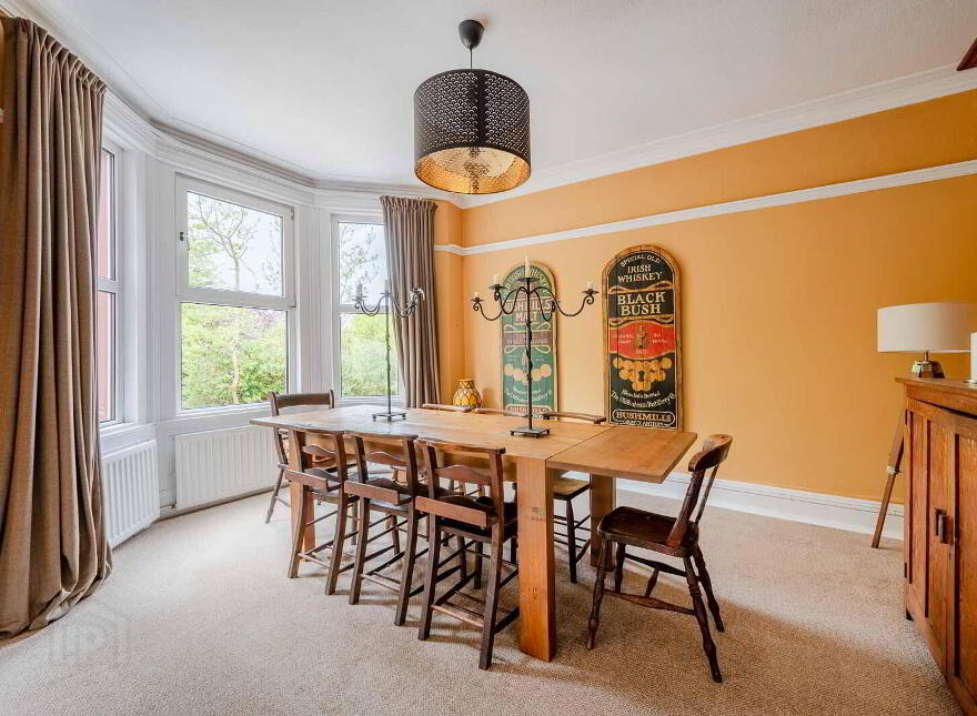 Ringreagh, 8 Craigdarragh Road, Helens Bay, BT19 1UA