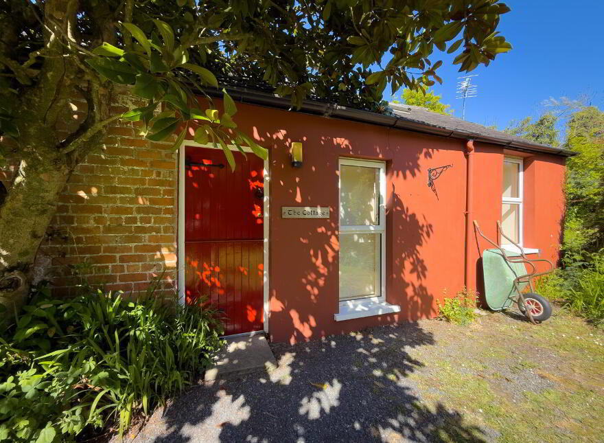 Ringreagh, 8 Craigdarragh Road, Helens Bay, BT19 1UA