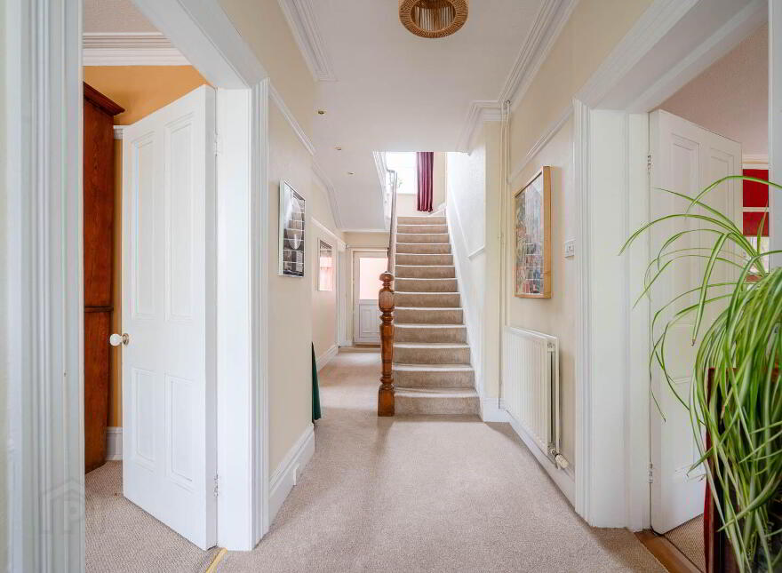 Ringreagh, 8 Craigdarragh Road, Helens Bay, BT19 1UA