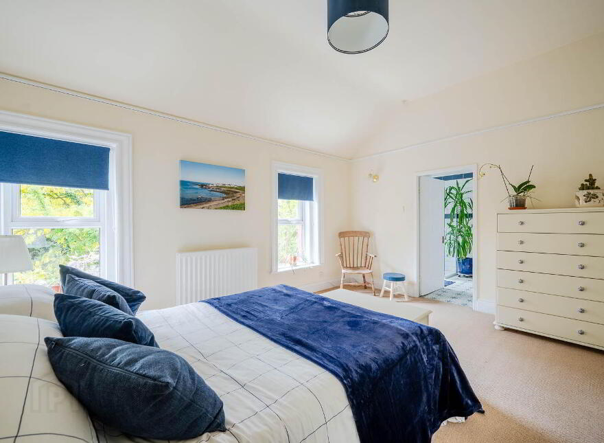 Ringreagh, 8 Craigdarragh Road, Helens Bay, BT19 1UA