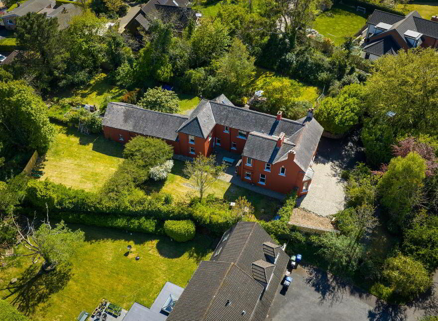 Ringreagh, 8 Craigdarragh Road, Helens Bay, BT19 1UA