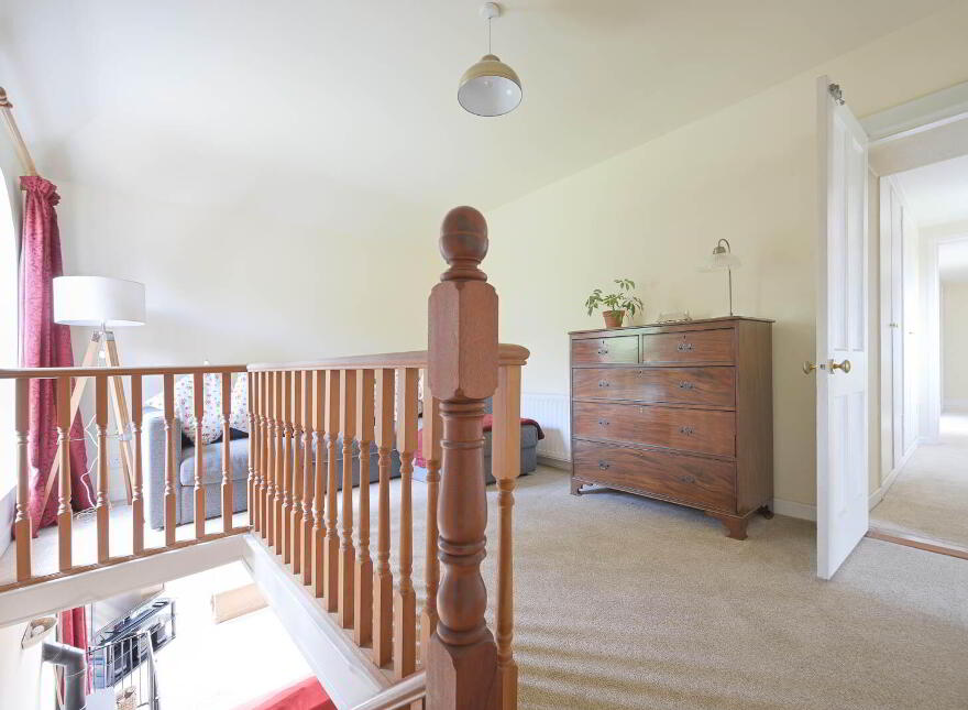 Ringreagh, 8 Craigdarragh Road, Helens Bay, BT19 1UA