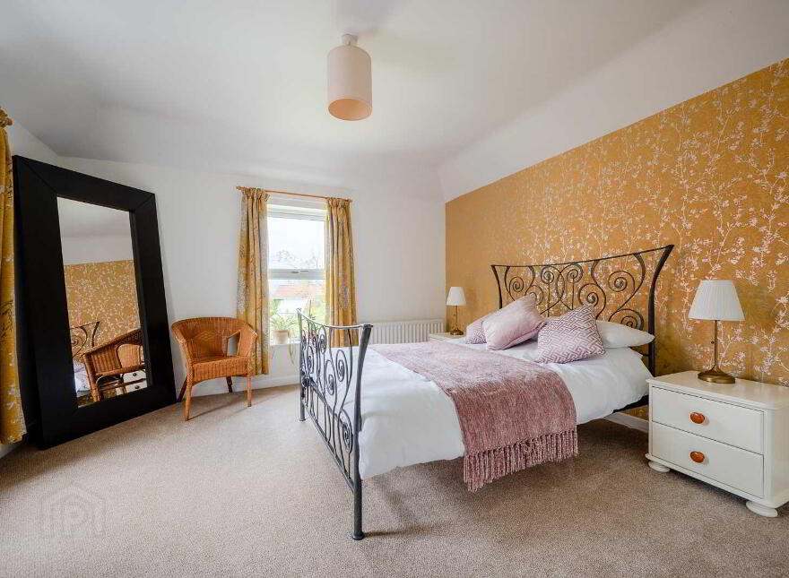 Ringreagh, 8 Craigdarragh Road, Helens Bay, BT19 1UA