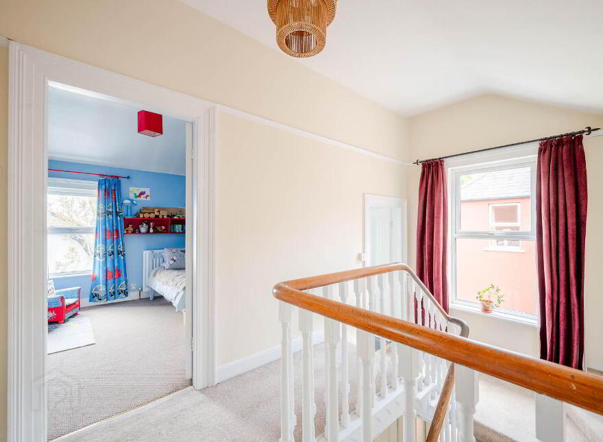 Ringreagh, 8 Craigdarragh Road, Helens Bay, BT19 1UA