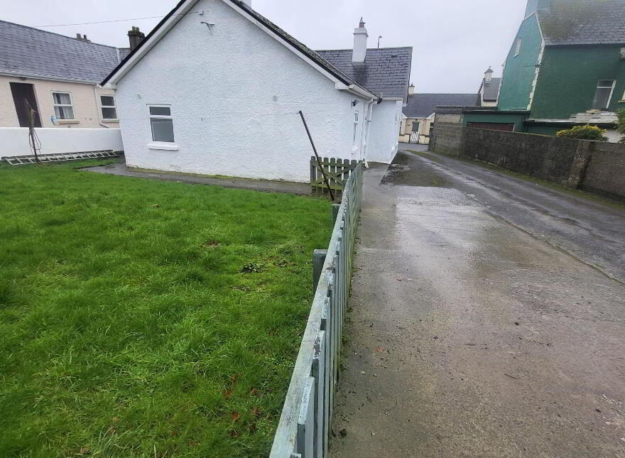 Cnoc Muire, Hill Street, Mohill, N41XH77