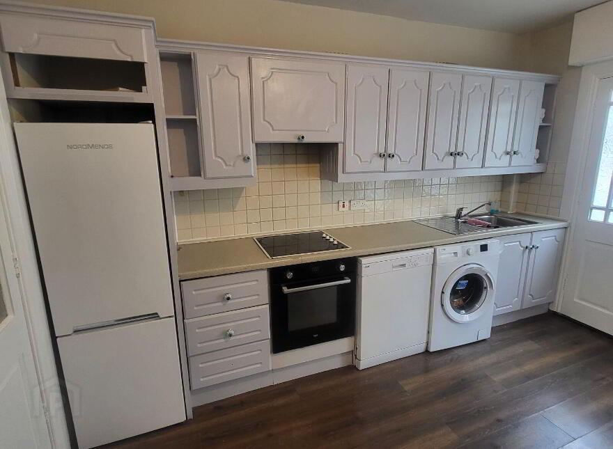 Cnoc Muire, Hill Street, Mohill, N41XH77