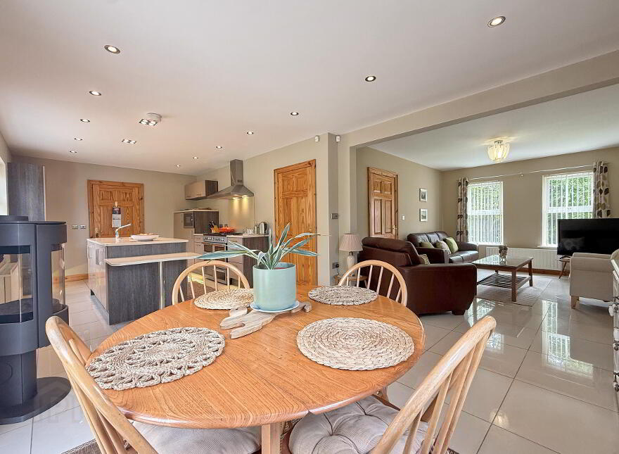 25 Seneirl Road, Castlecatt, Bushmills, BT57 8TS