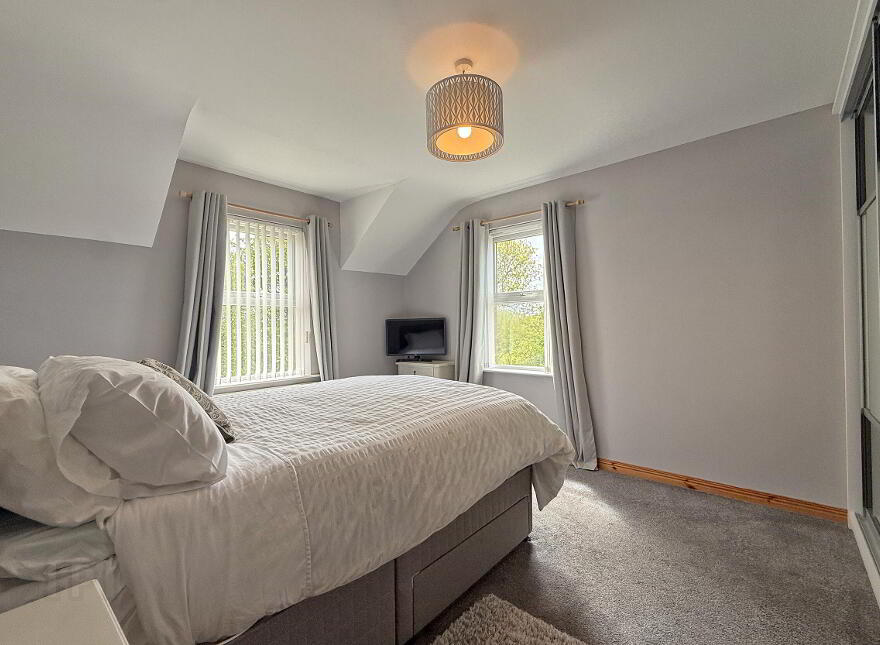 25 Seneirl Road, Castlecatt, Bushmills, BT57 8TS