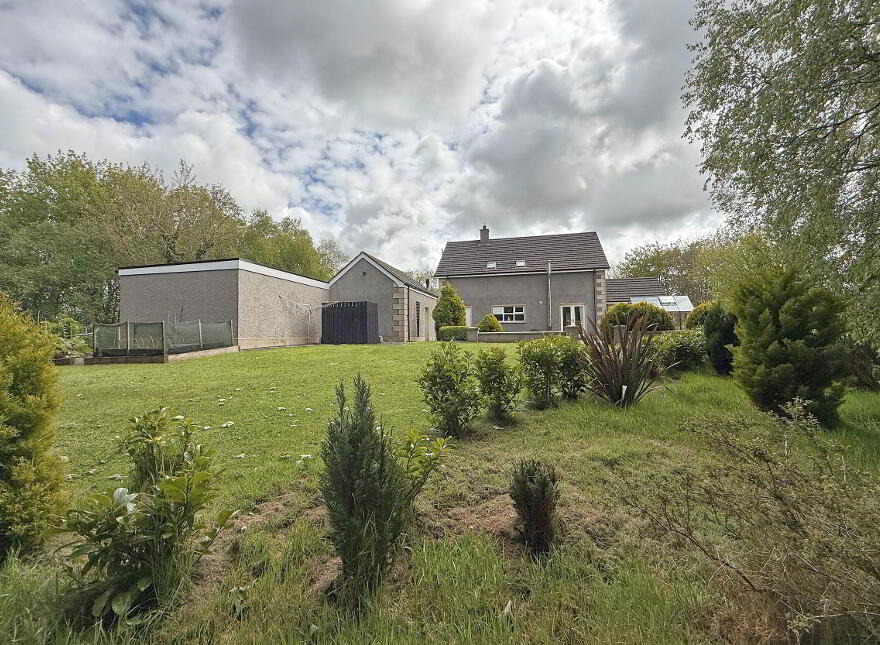 25 Seneirl Road, Castlecatt, Bushmills, BT57 8TS