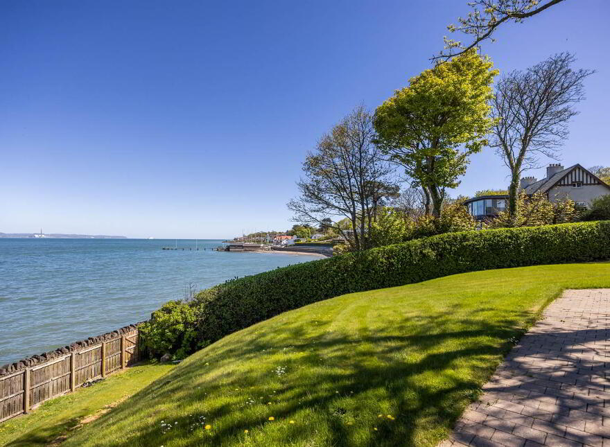 16 Clanbrassil Road, Cultra, Holywood, BT18 0AR