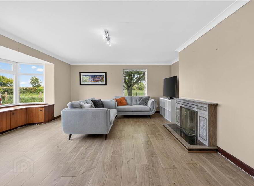 57 Blaris Road, Lisburn, BT27 5RA
