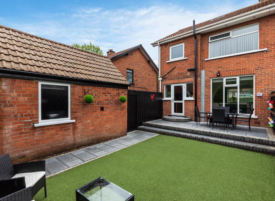 104 Abbey Park, Belfast, BT5 7HR