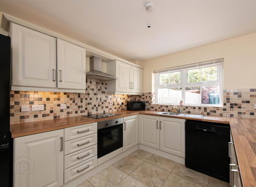 2 Roughal Court, Downpatrick, BT30 6FN