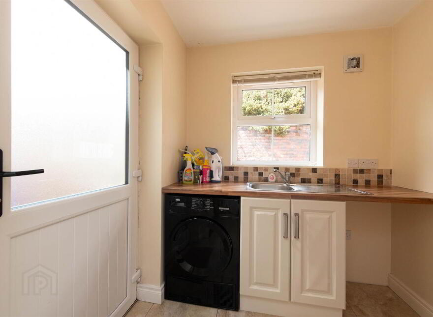 2 Roughal Court, Downpatrick, BT30 6FN