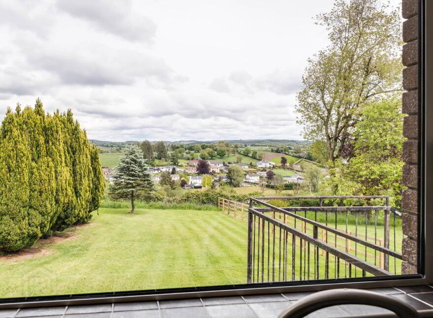 36 Castlebalfour Road, Lisnaskea, BT92 0LT