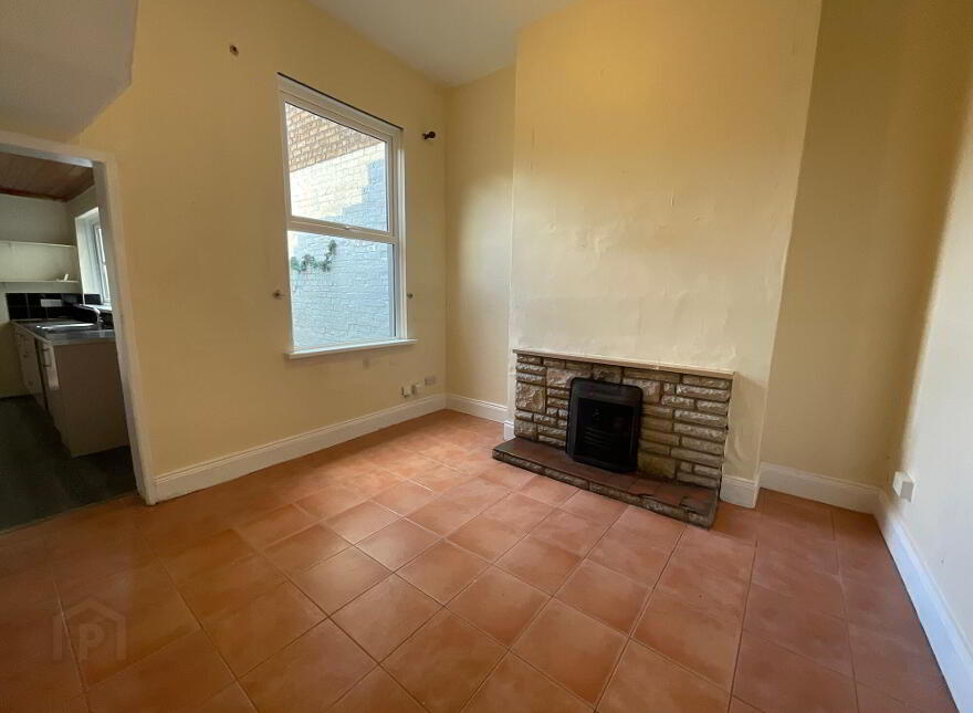 25 Woodvale Road, Belfast, BT13 3BN