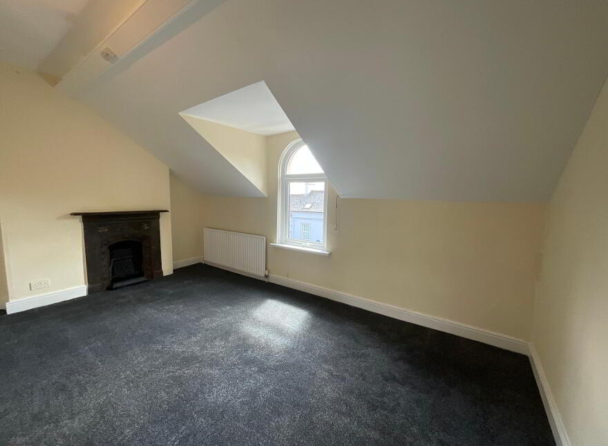 25 Woodvale Road, Belfast, BT13 3BN