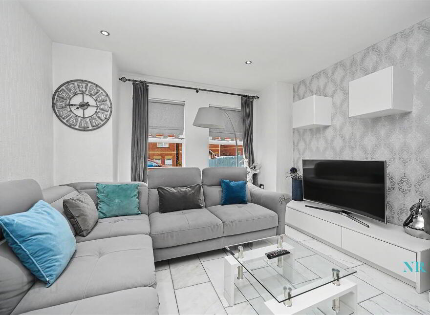 13 Wolfhill Manor, Belfast, BT14 8DE