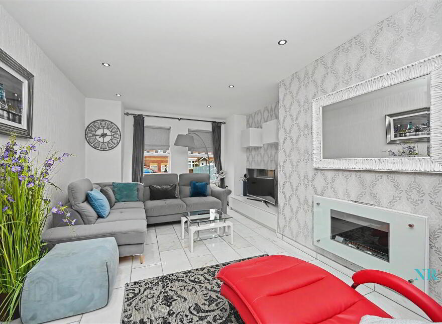 13 Wolfhill Manor, Belfast, BT14 8DE
