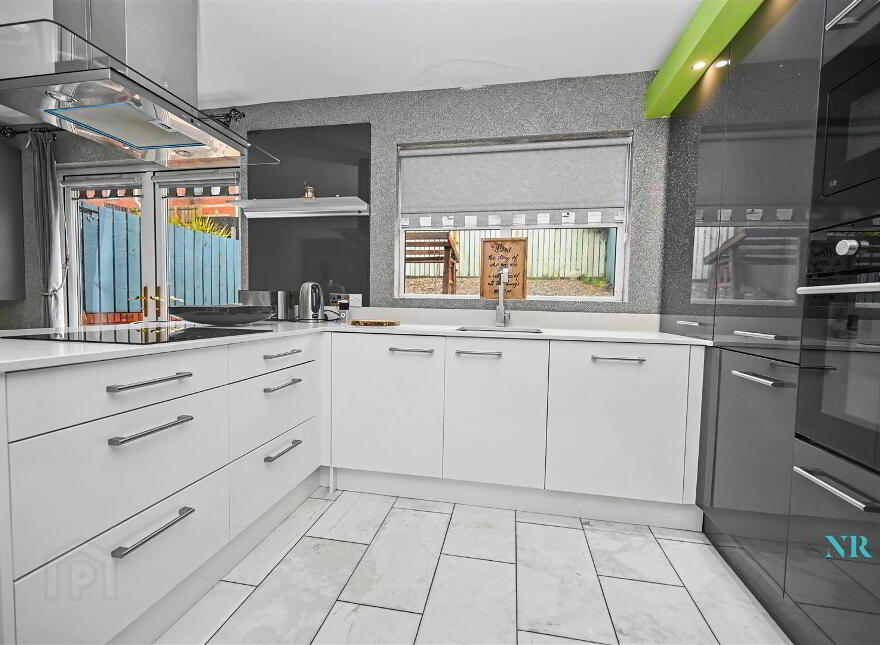 13 Wolfhill Manor, Belfast, BT14 8DE