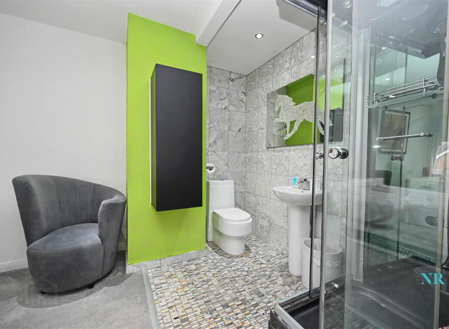 13 Wolfhill Manor, Belfast, BT14 8DE